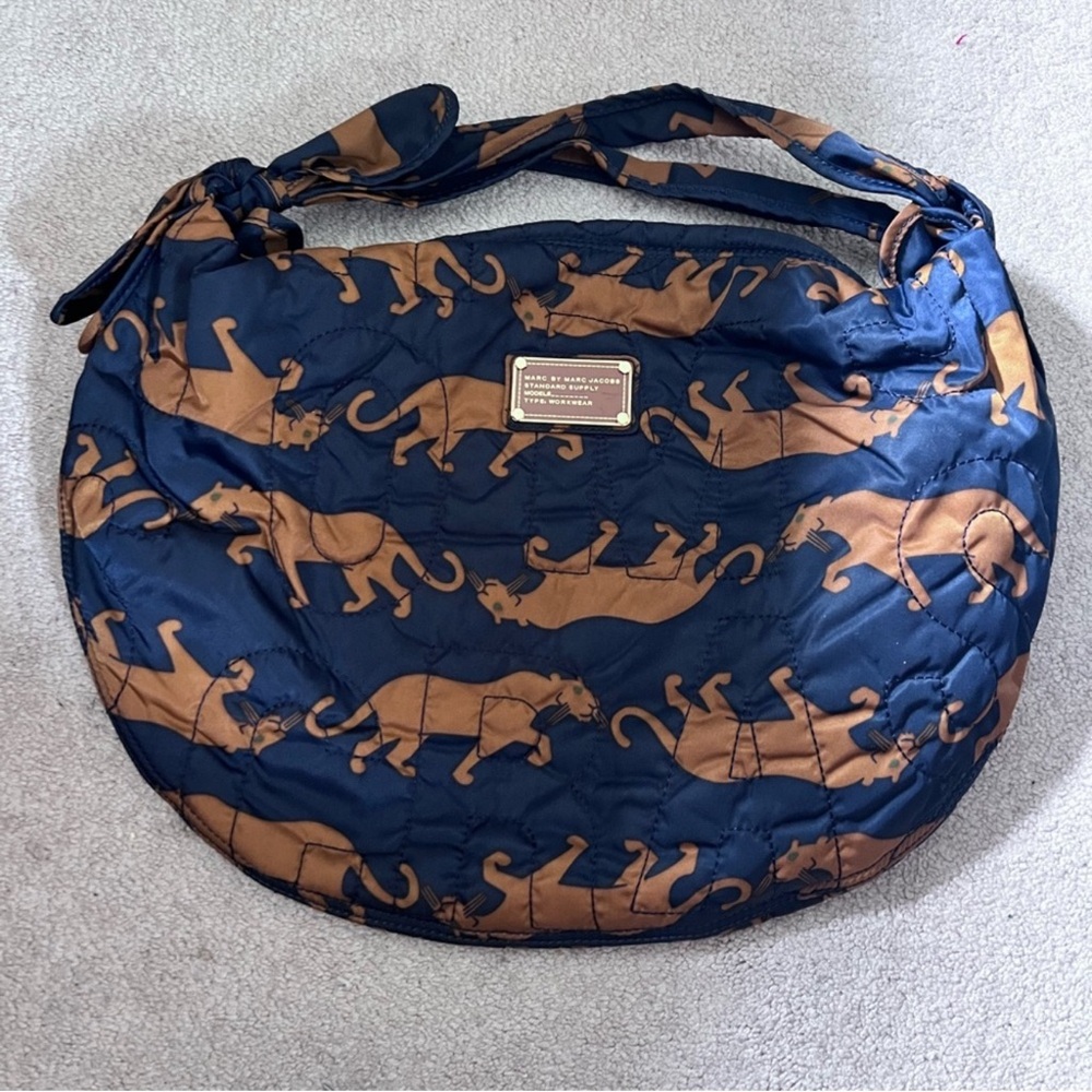 Marc by Marc Jacobs Navy and Tan Quilted panthers 🐆 Print Hobo Tote - Picture 2 of 7